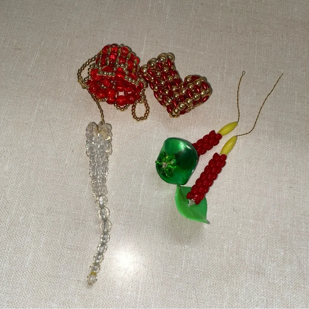 Vintage Handmade‎ Beaded Christmas Ornaments Bell Stocking Candlesticks 5 Pc Lot